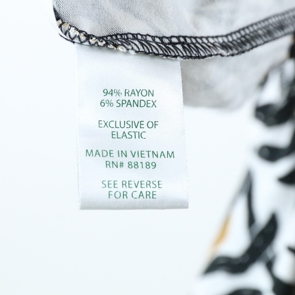 Lilly Pulitzer Black and Gold Floral Long Sleeve Dress - Picture 12 of 13